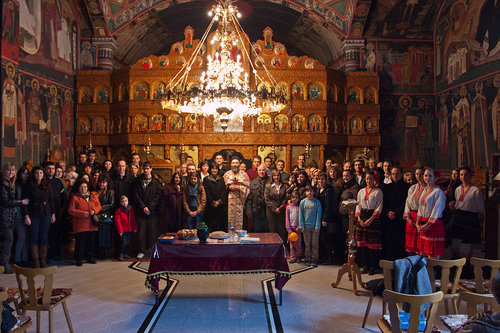 Thankful to ROUMANIAN Metropolitan SERAFIM otez VIKTOR celebrates 3 March with BULGARIANS in the ROUMANIAN Cathedral in Nuernberg