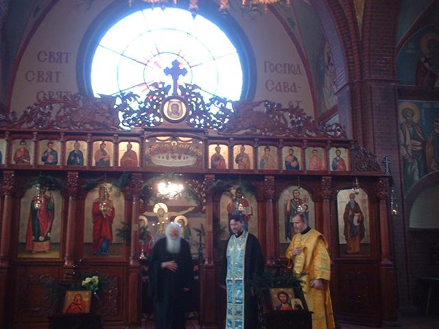 Metropolit SIMEON, Bischofsvikar Erzpriester LJUBOMIR Leontinov, Protodiakon STEFAN Gross